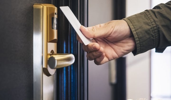 Get Us Commercial locksmith services Halton Hills​